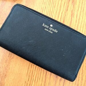 Black Kate Spade wallet